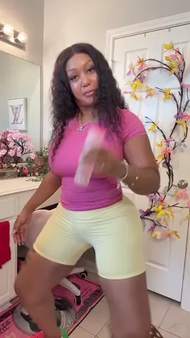 This soap is the TRUTH 😻 #saltxo #femininewash #femininehygieneproducts #blackownedbusiness #blackgirlmagic #foryou #womeninstem #girlpower  @Saltxo 