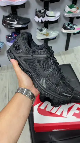 Nike Zoom Vomero 5 ‘Triple Black’ #dripville #nikevomero #legit #original