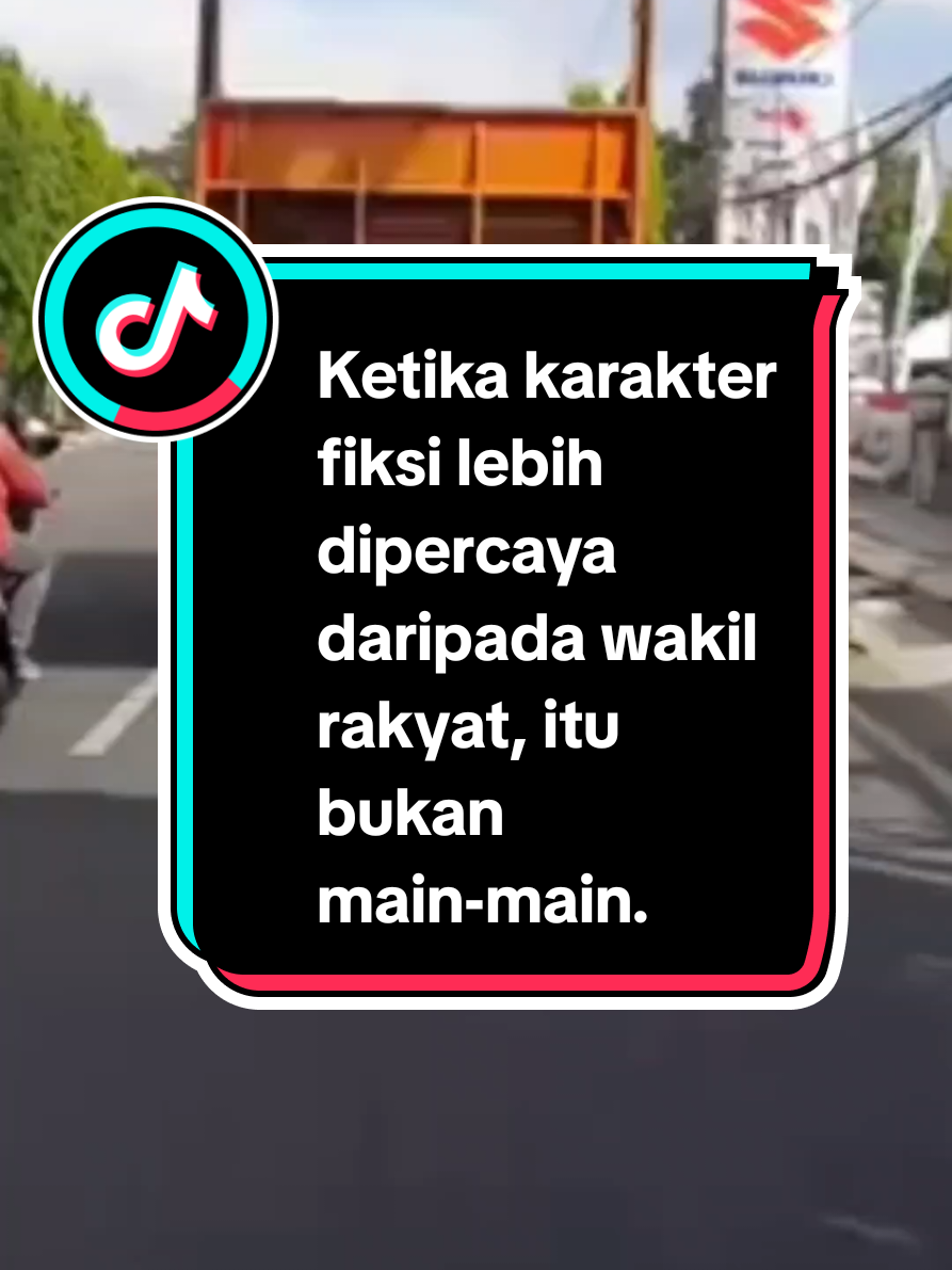 Opini Publik: 📣 Bukan Sekadar Tren. Ini Teriakan. Bendera One Piece berkibar bukan karena rakyat lupa Merah Putih—tapi karena mereka merasa Merah Putih telah dikhianati oleh para elite. Di balik Jolly Roger, ada suara yang tak didengar: 💥 Keberanian melawan ketidakadilan 🤝 Solidaritas sesama rakyat kecil 🚫 Penolakan terhadap kekuasaan yang pongah dan korup Ketika karakter fiksi lebih dipercaya daripada wakil rakyat, itu bukan main-main. Itu krisis kepercayaan. Dan ketika DPR malah menyebut ini “gerakan pemecah bangsa”, itu bukan bijak—itu panik. 🎭 Bendera One Piece adalah cermin. Kalau kalian marah melihatnya, mungkin karena cerminnya jujur. #onepieceindonesia #SuaraRakyat #Kemerdekaan80  #JollyRoger #KamiMasihCintaMerahPutihTapi  #DengarkanKami #OnePieceIndonesia