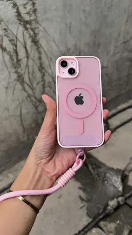 Transparent magnetic case with strap. #iphonecase #caseforiphone #phonecase #phoneaccessories #magneticcase 