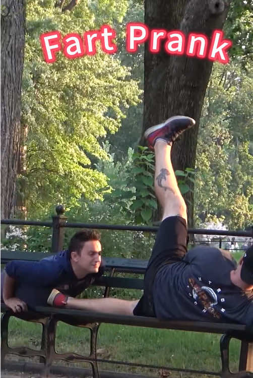 Everyone’s reactions are interesting 🤣#funny #funnyvideos #lol #humorbage #prank #usa #fartprank #funnyprank #pranks 