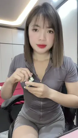 Các a uôiiiii.Quất ngay 1 chai 
