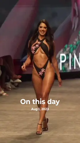 Bikini Fashion  #bikinigirl #bikinimodels #bikinishow #shop #onthisday 