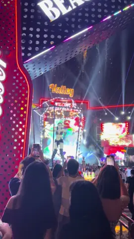 Luỵ valley 😂#valleybeachclub #halongbay #xhuongtiktok 