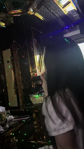 Khi girl suy đi hát ...hẹ ...hẹ  #hat #karaoke #nhacsuy #viralvideo #nhatban 