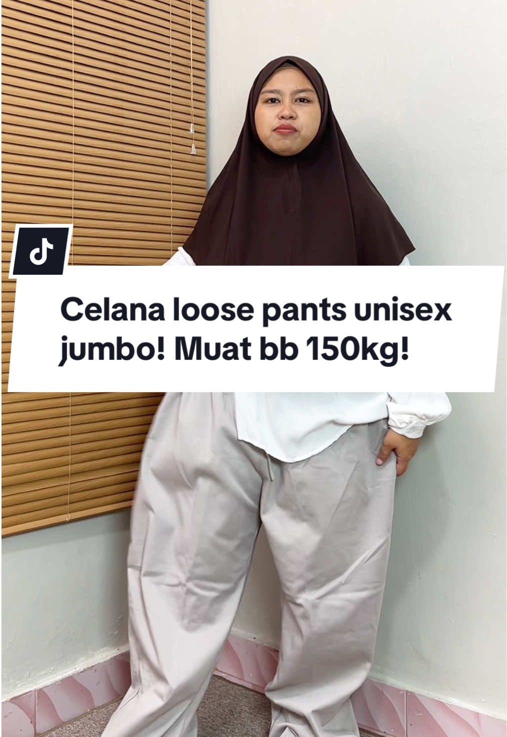 Sampe sekarang masih gak nyangka sih, ada LOOSE PANTS se worth it ini untuk dibeli! Bahannya bagus, sizenya lengkap sampai jumbo, harganya promo dibawah 100 ribu dong! Fix kalian wajib banget beli sekarang dikeranjang! #celanaloosepants #loosepants #loosepantsjumbo #celanawanitajumbo #celanaunisex 