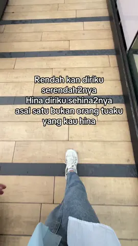 Dan ojo sampe gowo2 anakku🫵 #blitar24jam #hongkongindonesia🇭🇰🇮🇩 #taiwan🇹🇼 #fyppppppppppppppppppppppp #fypage #fypシ゚viral #4u 