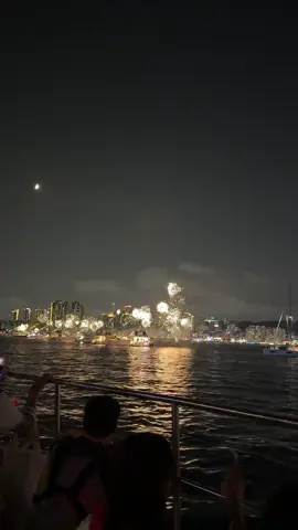 Đến busan thì nhất định phải đi du thuyền nha mn🌊😎 #xuhuong #busan#duthuyen 