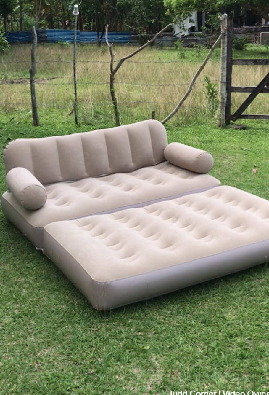 Replying to @DylanKendraᯓᡣ𐭩 Ganda gamitin at space saving lang din. May sofa na may bed pa 😍 #inflatablesofa #inflatablesofabed #sofabed #inflatablebed #modofoairbed #airbed 
