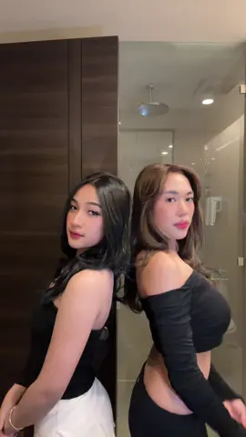jet black & ash brown di @Hassanmarchsalon 🖤🤎