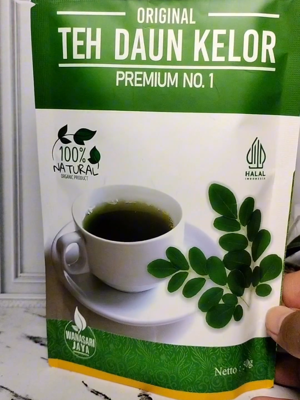 Teh Daun Kelor #tehherbal #daunkelor #minumansehat #orangsehat #racuntiktok 