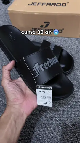 sandal slop bisa di gunakan pria wanita#sandalsloppria #sandalkaret #sandalkekinian #sandalmurah 