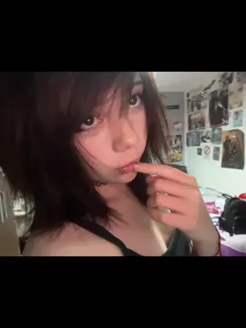 YOURE SO CREEPY XD