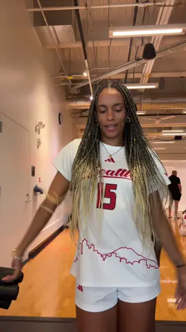 last one i think lol #Soccer #soccergirl #college #mediaday #jersey #d1athlete #futbol #dance #trend