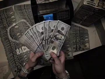 Money talks  #ليك__🖤__متابعه____اكسبلووور🥀 #لا_تنسوني_متابعه_لايك_اكسبلور 