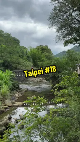 Shifen Waterfall salah satu objek wisata alam yang bisa dikunjungi di New Taipei City, menuju ke waterfall jalan kurang lebih 15 menit tp disuguhi pemandangan yang sejuk dan asri yang memanjakan mata 😍🫶🏻 #shifenwaterfall #shifenoldstreet #newtaipeicity #taipei_taiwan #taipei_taiwan🇹🇼 #taiwan🇹🇼 #jalanjalantaiwan #taiwantrip 