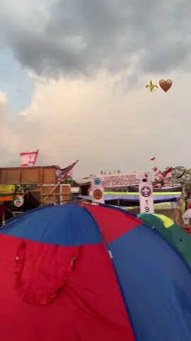 Kangen suasana sore hari di jambore…#prasasinta #pramuka #likekomensharefollow #masukberandafyp #Smpn1sindangjaya #scoutsinjay #pramukaindonesia🇮🇩⚜️😎 #4u #moots? #scsinjay #jambore 