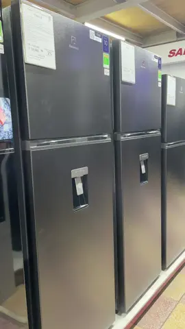 Chỉ 10tr đã sở hữu tủ lạnh có đông mềm, lấy nước ngoài và làm đá tự động