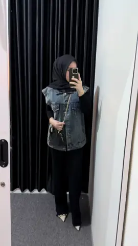 Aku spil d sini🤍#inspirasiootd#ootdfashion#fyp  