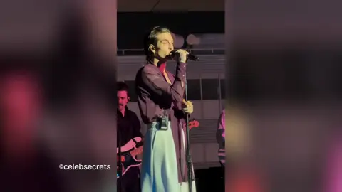 Oh yes!! Full version of BWBH at the Grammy Museum in LA!! #bwbh #songwriter #solo #damianodavid #performer #singer #bwbh #fullversion #funnylittlefears 