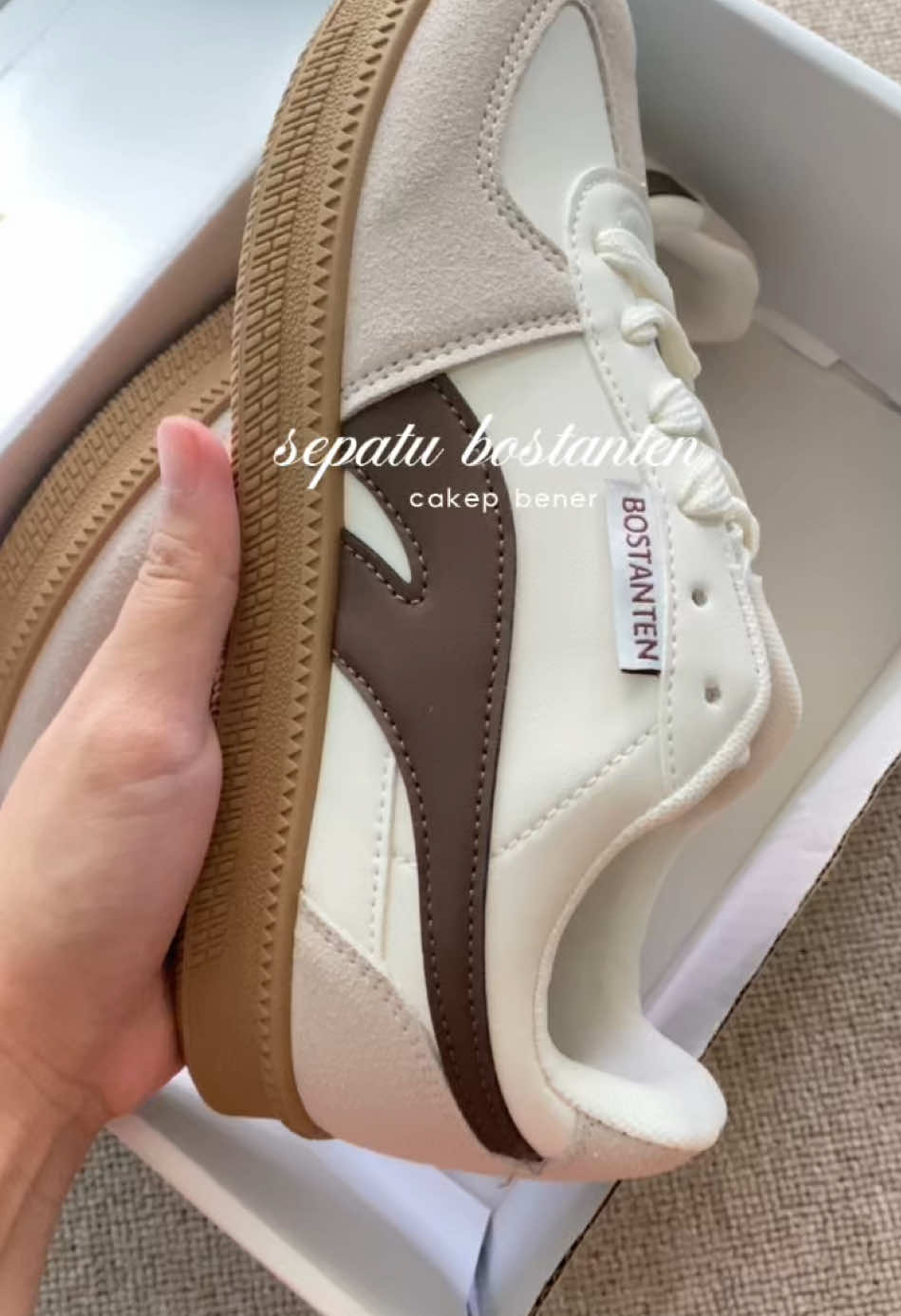 #sepatuwanita #sepatucantik #sepatumurah #sepatuviral #rekomendasisepatu #fyp 