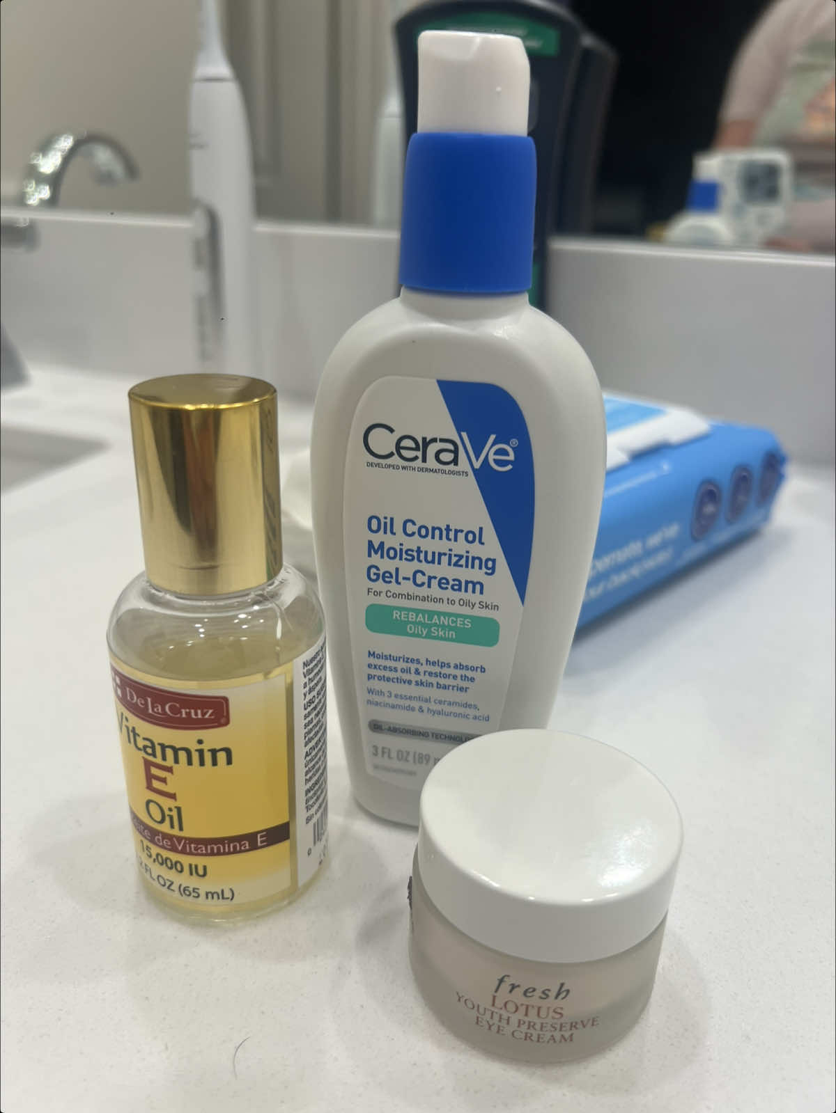 latest night time skin care routine - vitamin e oil to lighten the dark circles ✨ @CeraVe  @Fresh Beauty  #skincare #skincareroutine #cerave #freshbeauty 