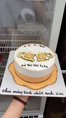 Bánh kem cốc bia.  Bánh kem cho phái nam #banhkemvetheoyeucau #banhkemvehinh #banhkemve #banhkemvedethuong #bánhkemHaNoi #gatocaugiay #viralvideo #xuhuong  🎂🎂🎂🎉🎉🎉
