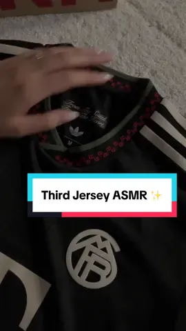 The sound of our jersey. 🔊🔴 Our new FC Bayern 25/26 UCL jersey. Available now! 👉 Link in bio and story!