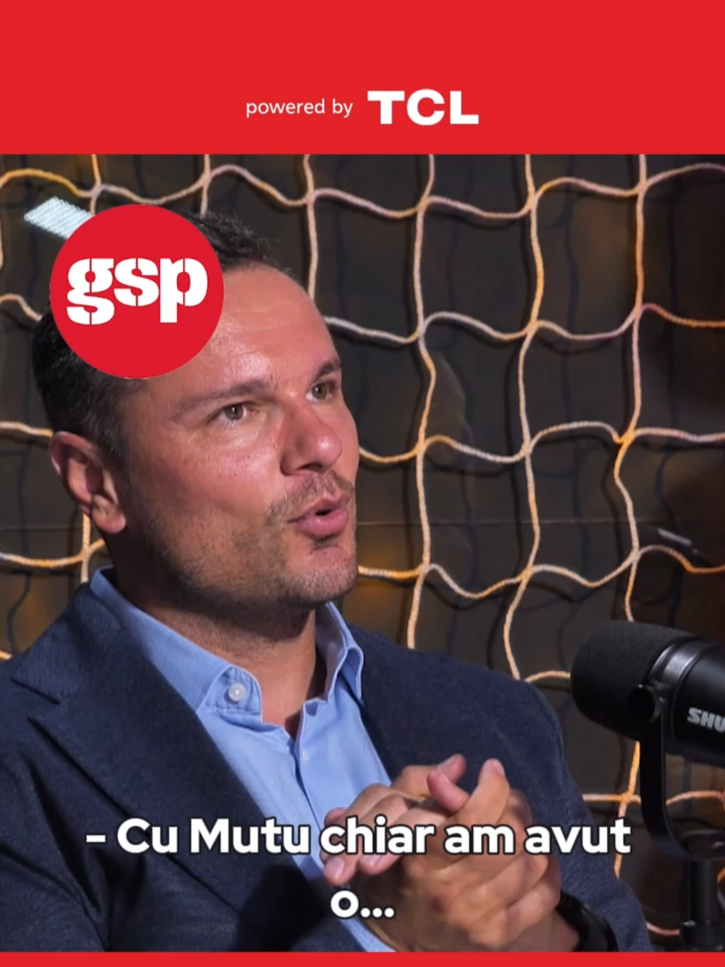Vlad Munteanu, la masă cu Adi Mutu: „Își pune piciorul la mine în poală. Apoi...” #vladmunteanu #adrianmutu #2la1