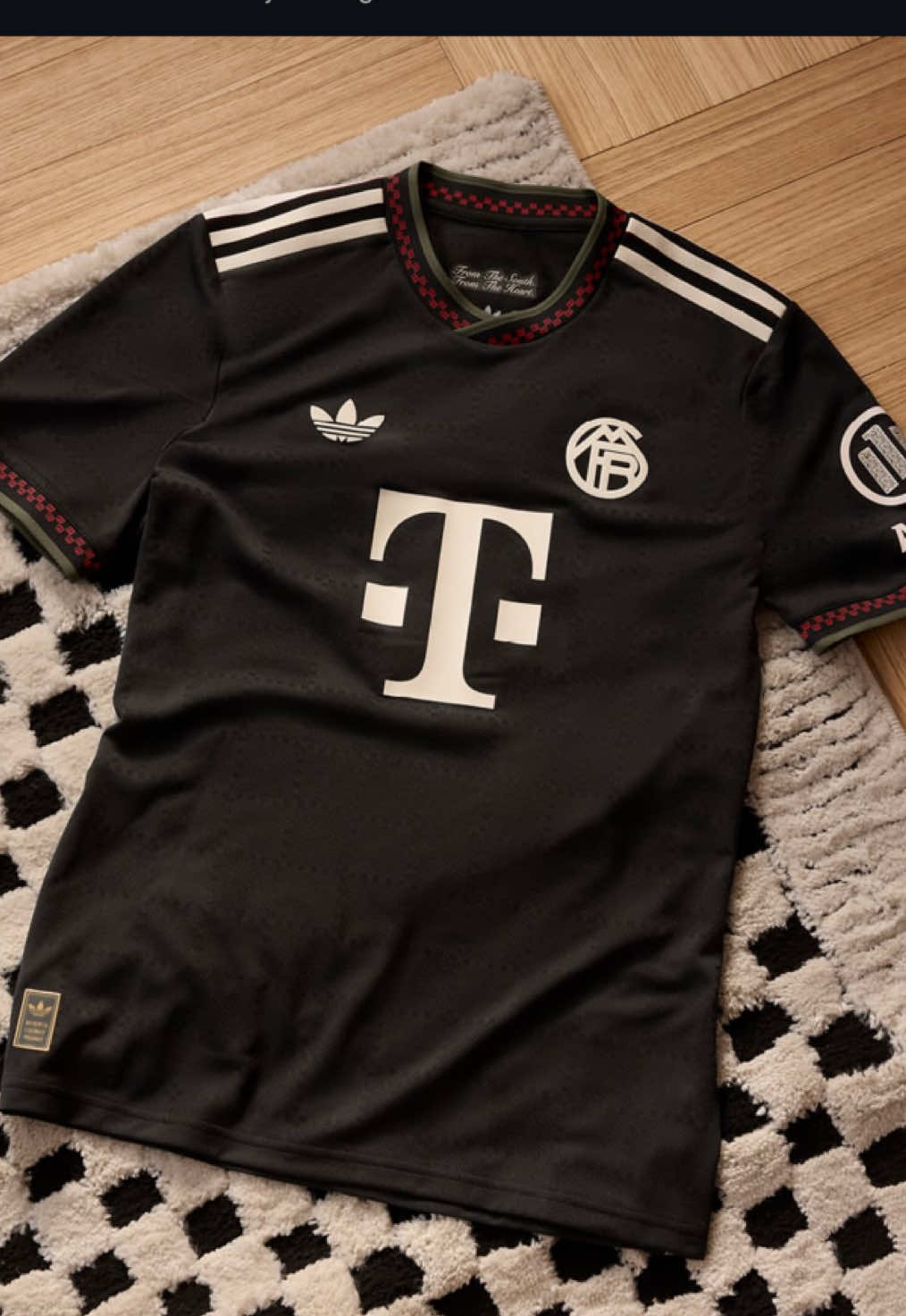 Jersey FC Bayern third 25/26 by Adidas  #fcbayern #bayernmunich #bayernmünchen #bayern #fcb #adidasfootball #footballkits #footbaljersey #fyp #viral #trend #blokecore 