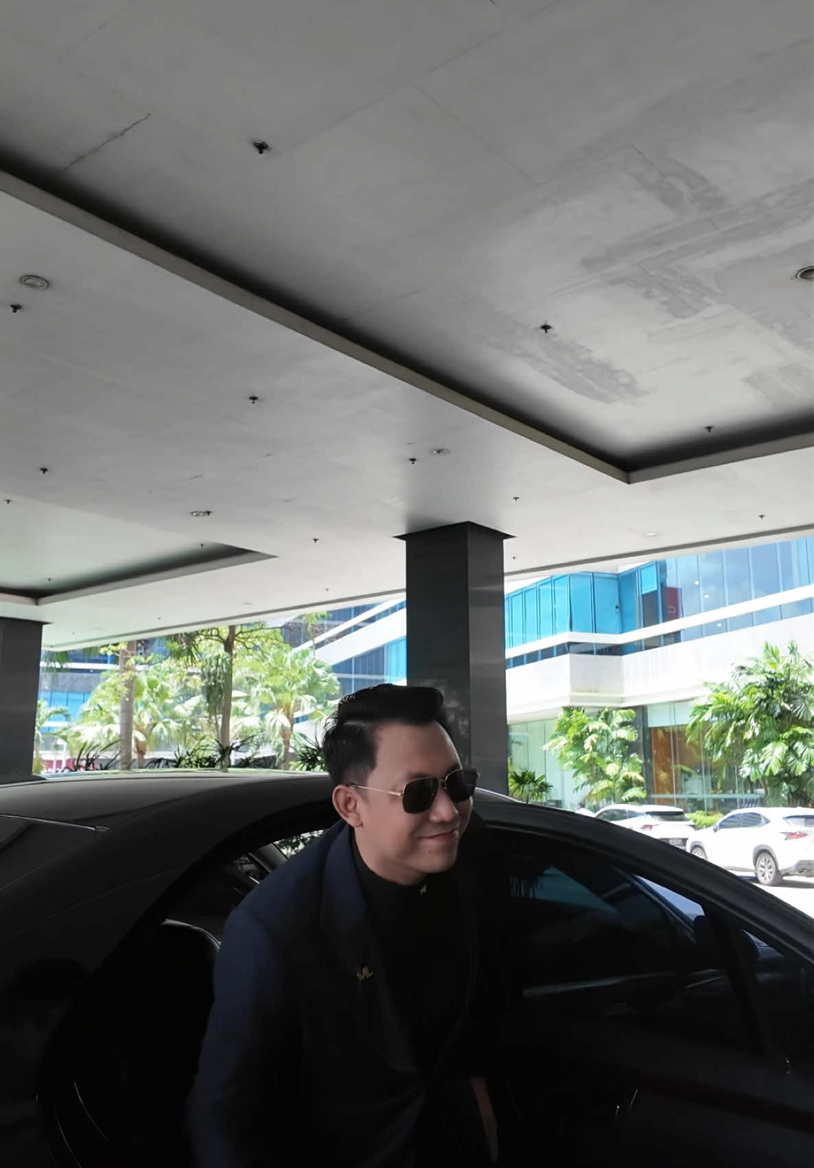 #လင်းသိုက်ညွန့် 