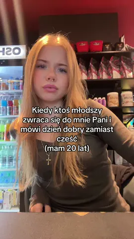 Zwłaszcza jak już powiedziałam cześć  Like nie jestem stara przecież 😭 #dc #dlaciebie #dorosłość #dziendobry #wtf 