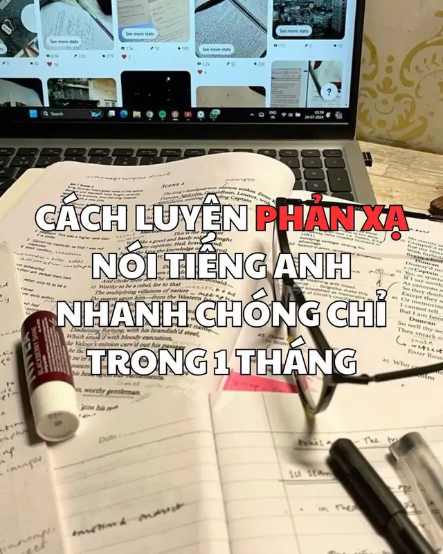 Tui chính là nạn nhân lâu năm của mấy bài thi Speaking tiếng Anh :) Nghe thì hiểu đó, trong đầu nghĩ được hết đó, mà mở miệng ra là tắt tiếng liền. Kiểu như… não với miệng không cùng hệ điều hành á, không truyền lệnh kịp =)) Tui cũng từng nghĩ chắc phải học ở trung tâm, kiếm bạn nói cùng mới luyện được phản xạ. Mà khổ nỗi: ngại, mệt, lười, rồi bận học môn khác nữa nên cứ để đó… cho đến lúc cần nói gấp thì hoảng. Sau này mới nhận ra, luyện phản xạ không cần người khác, quan trọng là mình tạo được môi trường ép mình phải phản hồi liên tục thôi. Tui bắt đầu tự luyện ở nhà mỗi ngày tầm 15 phút. Chủ đề nào cũng thử, nói sai cũng kệ, miễn đừng ngắt quãng. Mà công cụ giúp tui tập hiệu quả nhất là Blackbox AI – gõ chủ đề vô, nó hỏi tui như thi thật luôn, rồi sửa lại câu trả lời nếu cần. Đặc biệt là không mất đồng nào, luyện bao nhiêu cũng được. Không cần tài khoản, không quảng cáo lộn xộn. Cực kỳ hợp cho mấy đứa ngại như tui, thử liền nha ✨#study #viral #tienganh #studytok #xuhuong 