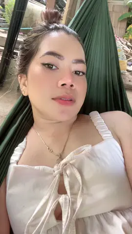 ញ៉ែដាច់ៗ🤪