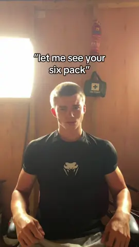 GET SHREDDED LINK IN BIO! 8 pack* #athlete #hunter #fyp 