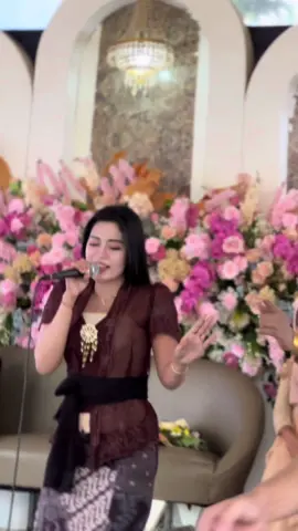 Kangen setengah matii #simpatikmusic #dangdut #kangensetengahmati 