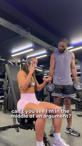 Share the bench, share the beef 🤣 @sophiabains  #gymbro #argument #gymhumor 