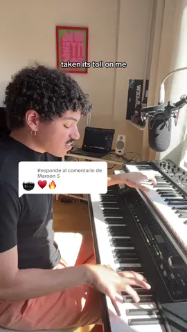Respuesta a @Maroon 5 This love - Maroon 5 🧡🧡🧡🧡🧡 Gracias por darle amor a la cover #cover #maroon5 #viral #fyp 