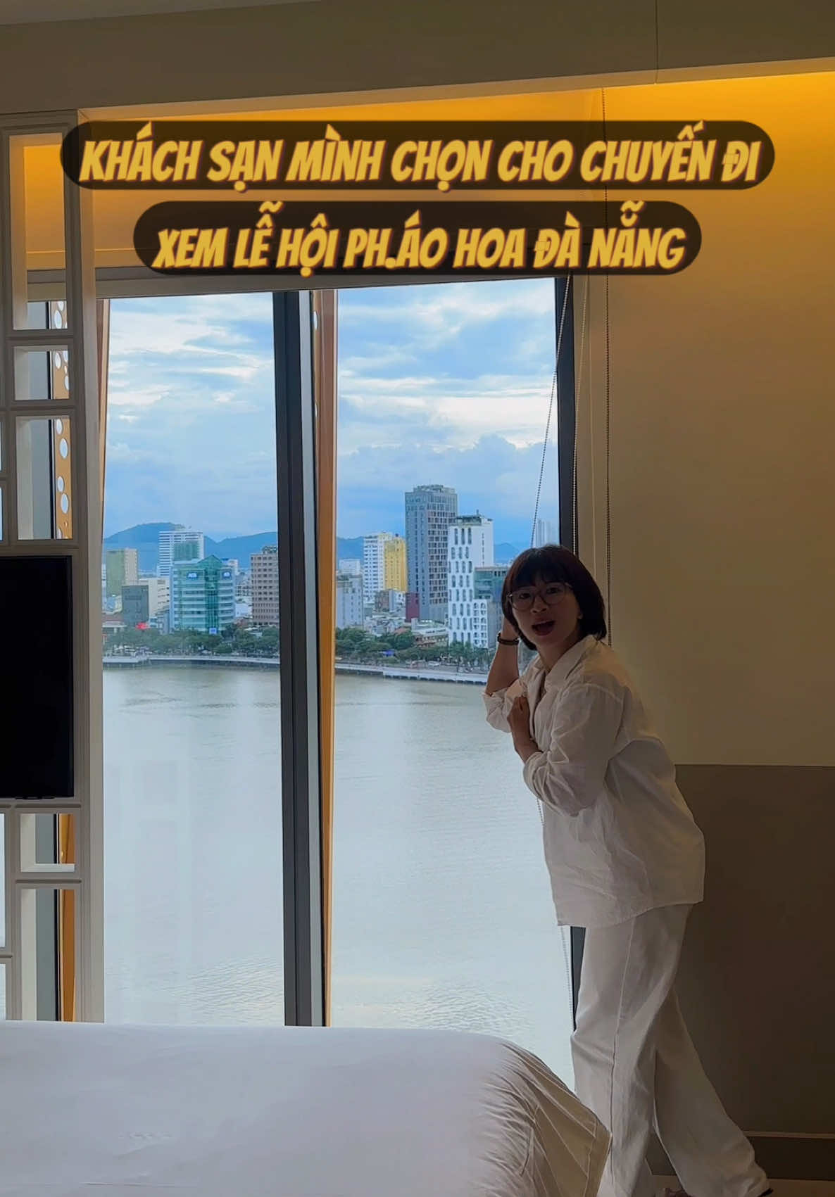 Gợi ý lụm thêm 1 khách sạn view đẹp, ngay trung tâm Đà Nẵng, tiện nghi đủ lun mng ơi.  #LearnOnTikTok #reviewdulich #jaynitravel #KlookKreatorVN  #danang #KlookSaleHe 