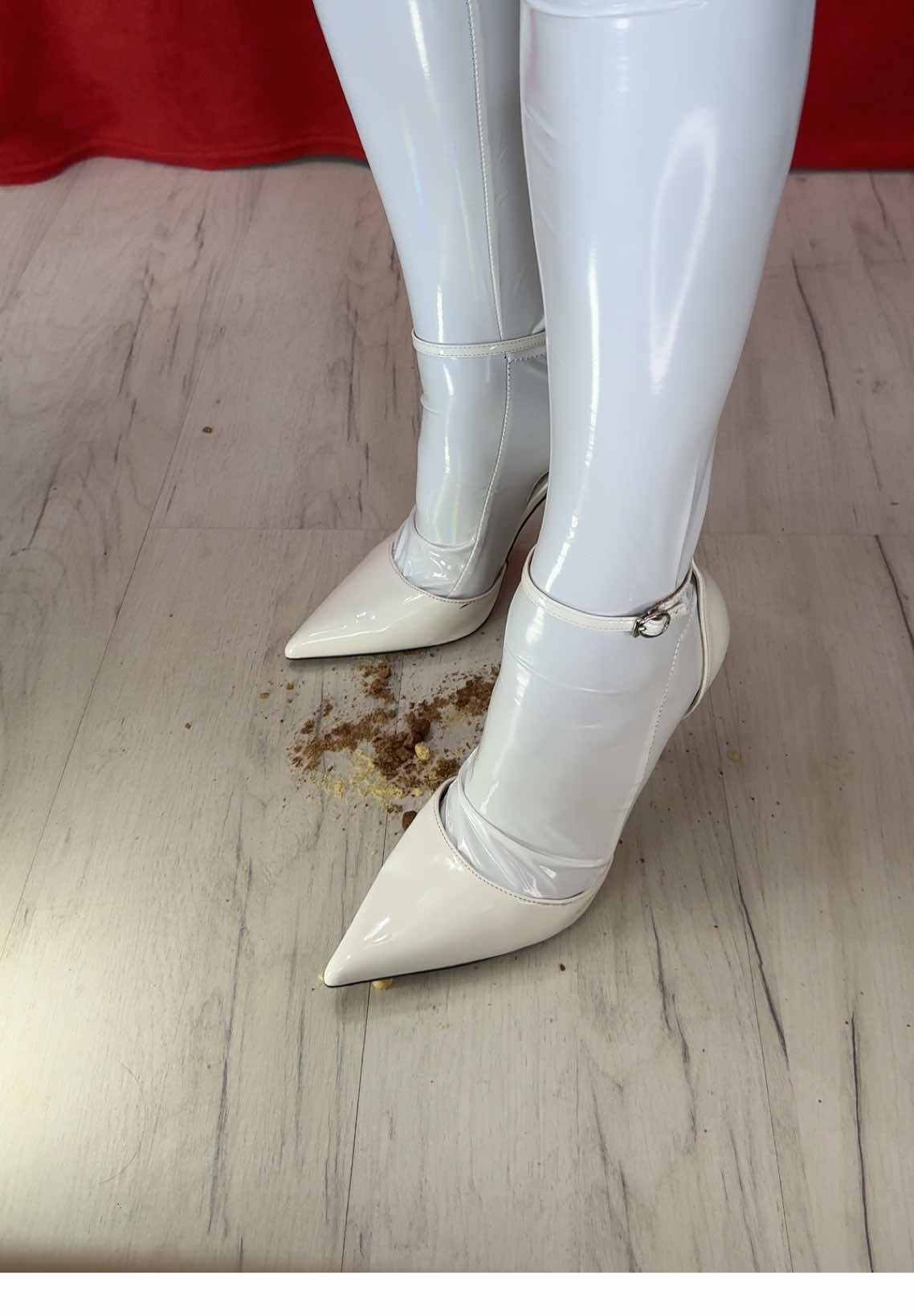 #highheelscrushing  #heelscrushing  #crushingasmr #crushingfood #whitehighheels #whitepantyhose #whitestokings #vinylstokings #vinylpants #shinypants #high_heels #highheelsforday #highheelschallenge #highheelsshoes #highheelsootd #higheelsasmr #highheelsfavorite   #louboutin 