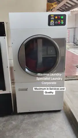 melihat baju dalam dryer rasaku seperti melihat Balerina menari2... [drool]