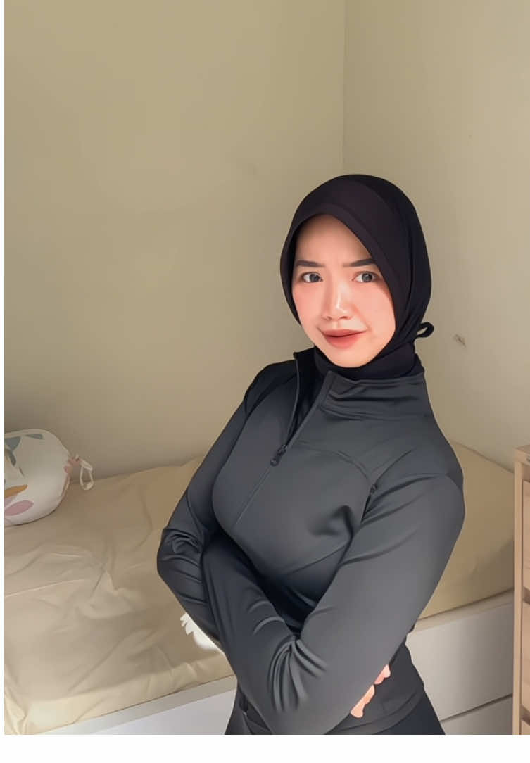 #bajuolahraga #jaketolahraga #outfitolahraga #hijab #hijabolahraga 