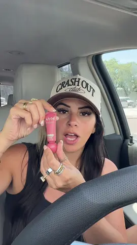 This lip balm from @NYX Professional Makeup is a no brainer #kimmymanzo #nyxcosmetics #smushylipbalm #roadto15k 