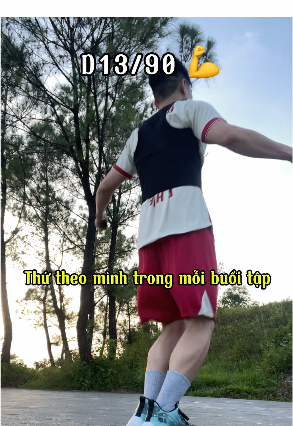 D13/90 - Chạy bộ gì chưa các cậu #justfit #justfitvn #run #runner #Running #chạybộ #xuhuong #trending #xinn #thểthao #xuhuongtiktok #hothuytienvietnam 