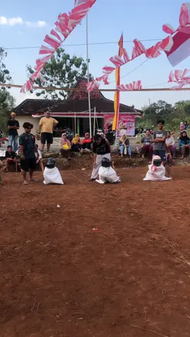Pie tooo ikiii 😭😭😭 #balapkarung_pakehelem #balapkarung #17agustus #hutri80indonesia🇮🇩 #infogunungkidul #merdeka #fypシ゚viral 
