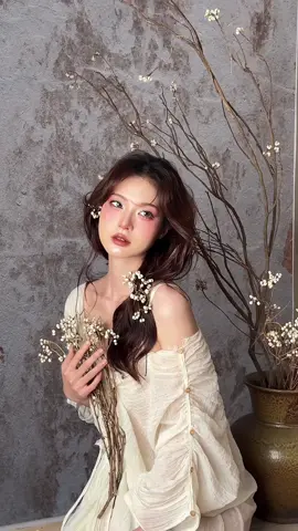 Hậu trường chụp ảnh siêu xinh của khách hàng #luvstudio #chupanhdephanoi #beauty #nangtho 