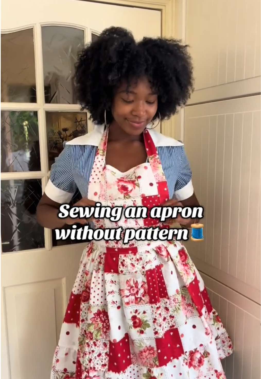 Finally filmed how I make this apron. Some of the ways I see things here are very freestyle but that makes this apron so easy to make for me☺️. Sorry for the music stopping mid video😅 #sewing #fyp #sewtok #sewingtutorial #apron 