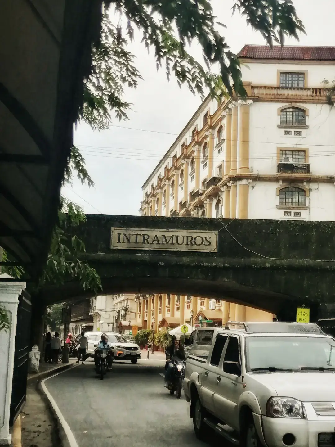 This is your sign to visit Intramuros 😝🫶🏻 #fyp #tourist #intramuros 
