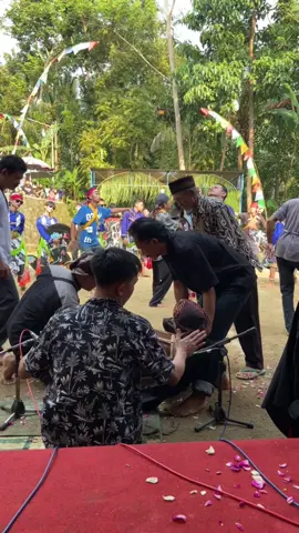 Repost, btw iki jatilane le riquest gaiss 😭😭 ngampet ngguyu le nyanyi😭. #jatilanjogja #jatilan #psssleman #pss #ale #fyp #jatilanklasik #yogyakarta #jogja24jam_ #pssleman 