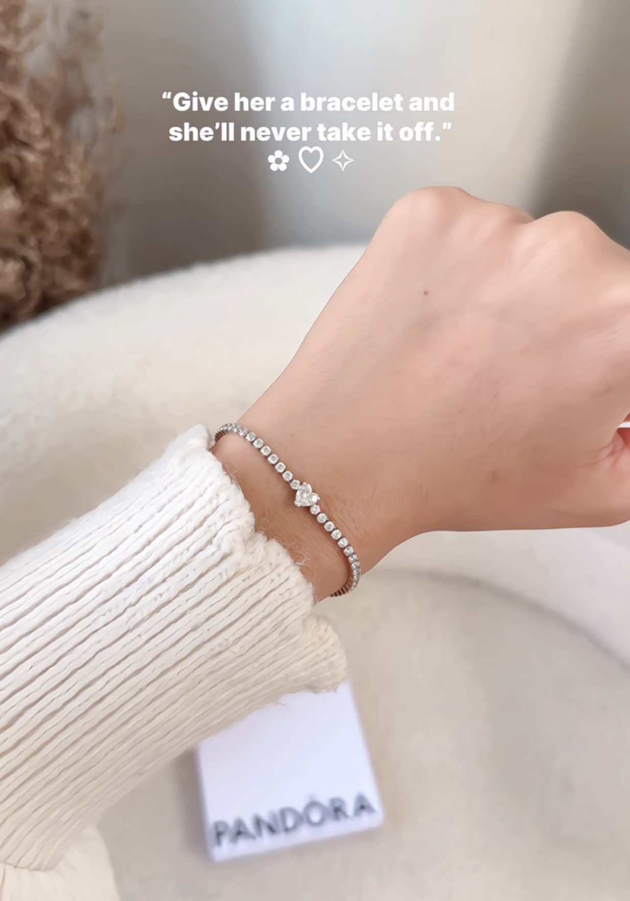 Perfect gift for her 🎁✨@Pandora Malaysia  #pandora #pandorabracelet #pandorajewelry 